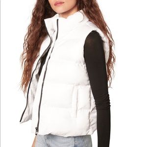 BB Dakota Going Gets Puff Camo Vest sz XS